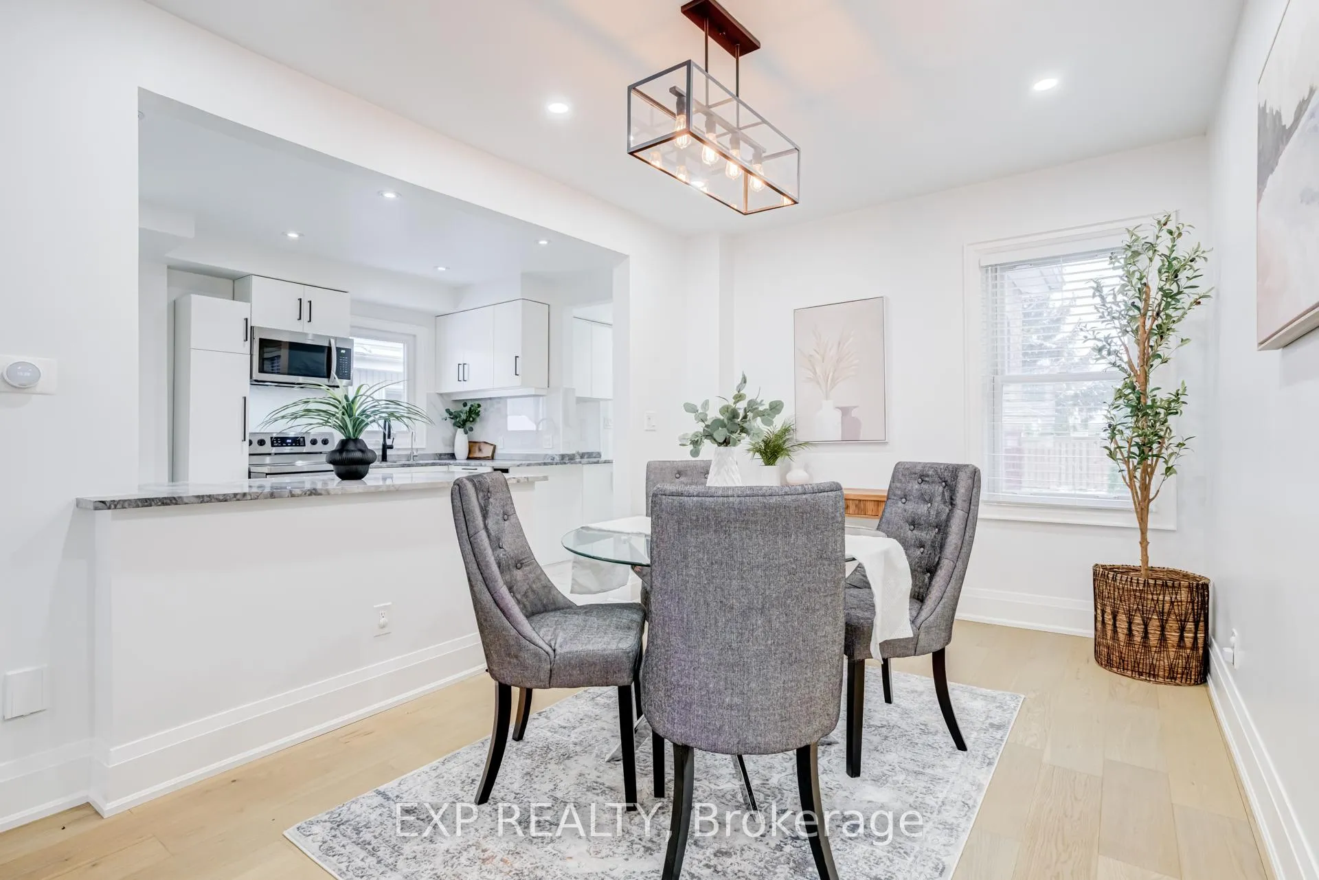 Photo 11 of 18 East 23rd Street, Hamilton, Eastmount — HOMEH