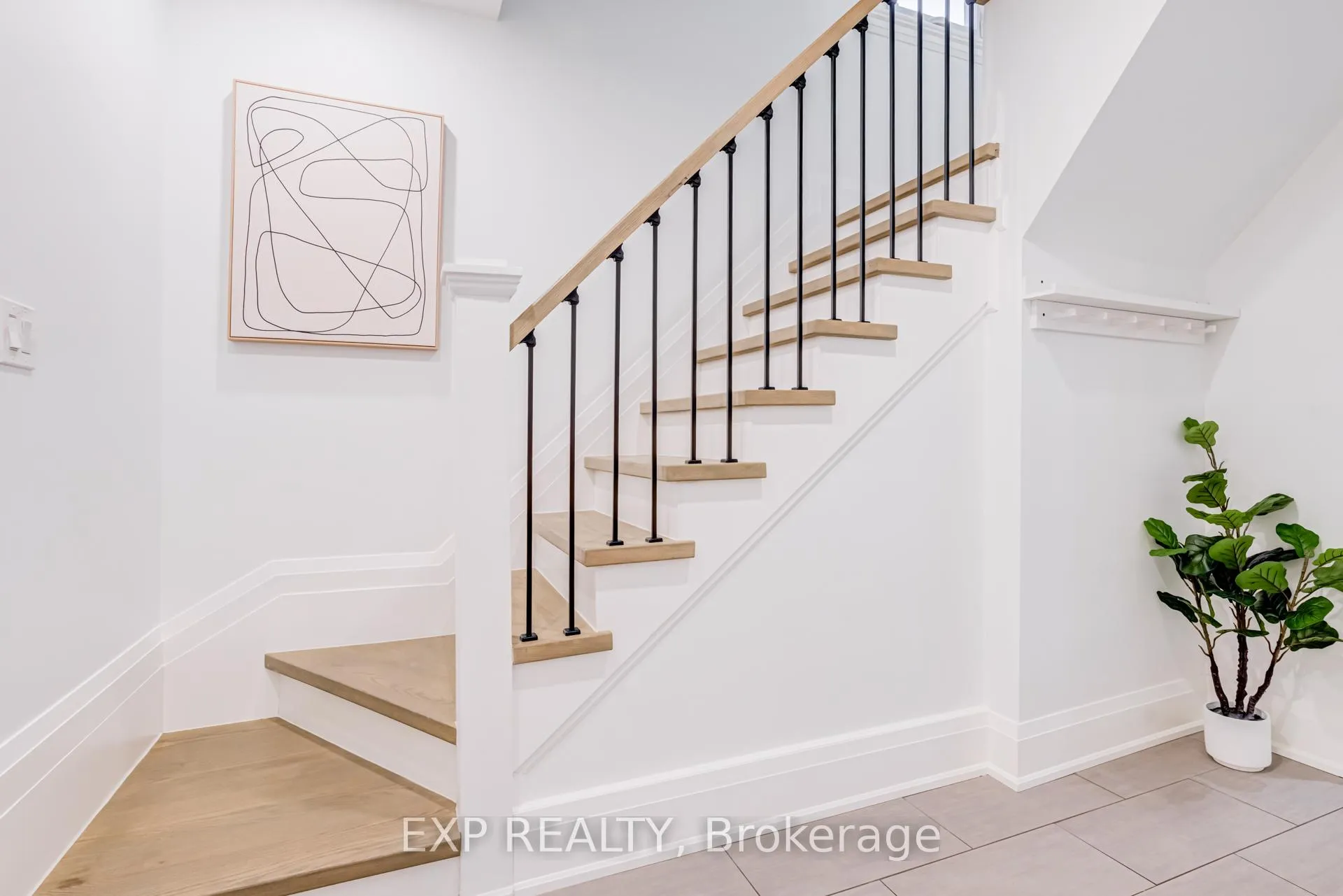 Photo 19 of 18 East 23rd Street, Hamilton, Eastmount — HOMEH