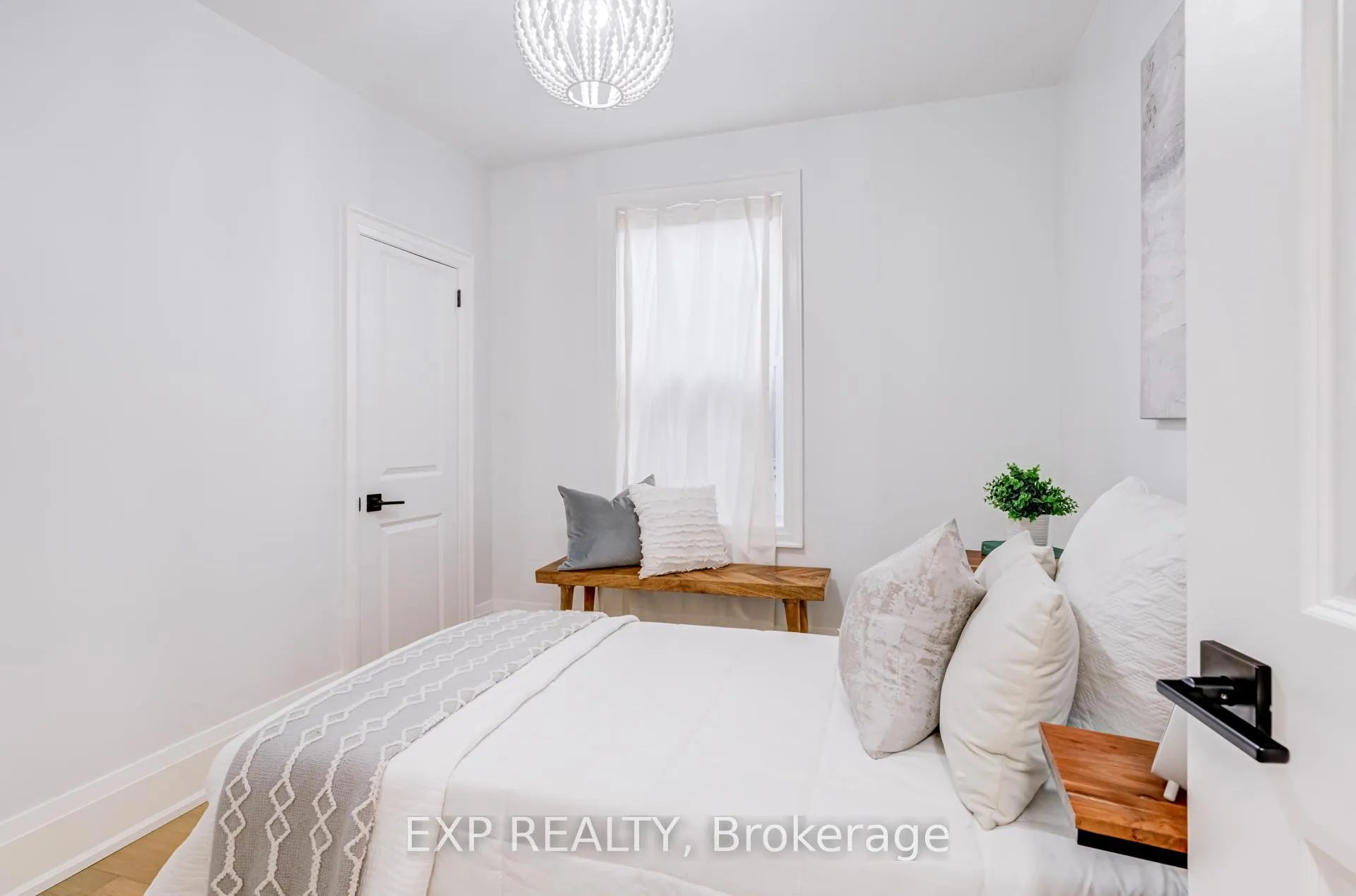 Photo 22 of 18 East 23rd Street, Hamilton, Eastmount — HOMEH