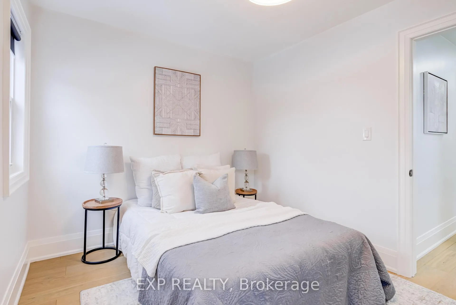 Photo 23 of 18 East 23rd Street, Hamilton, Eastmount — HOMEH