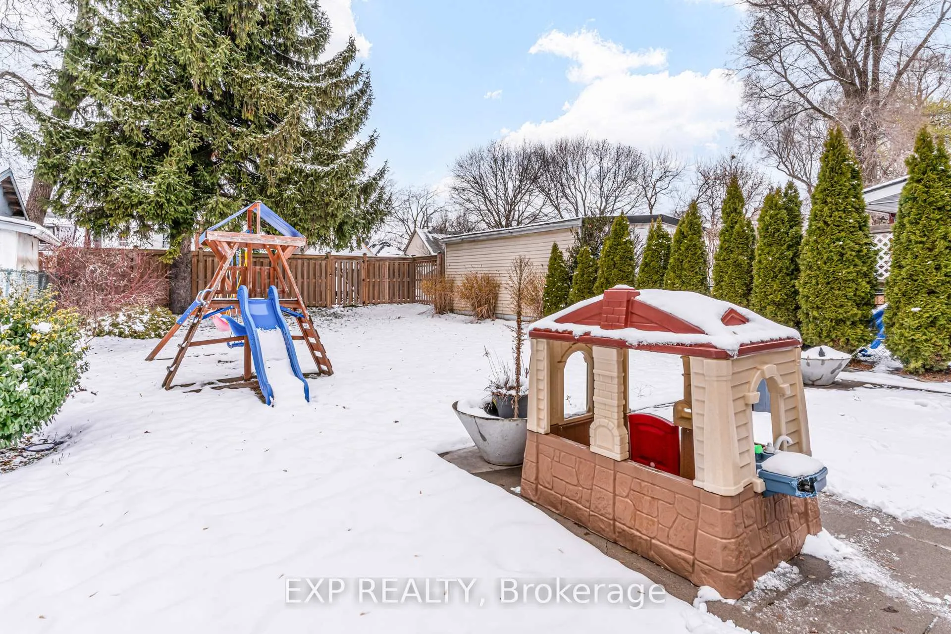 Photo 29 of 18 East 23rd Street, Hamilton, Eastmount — HOMEH