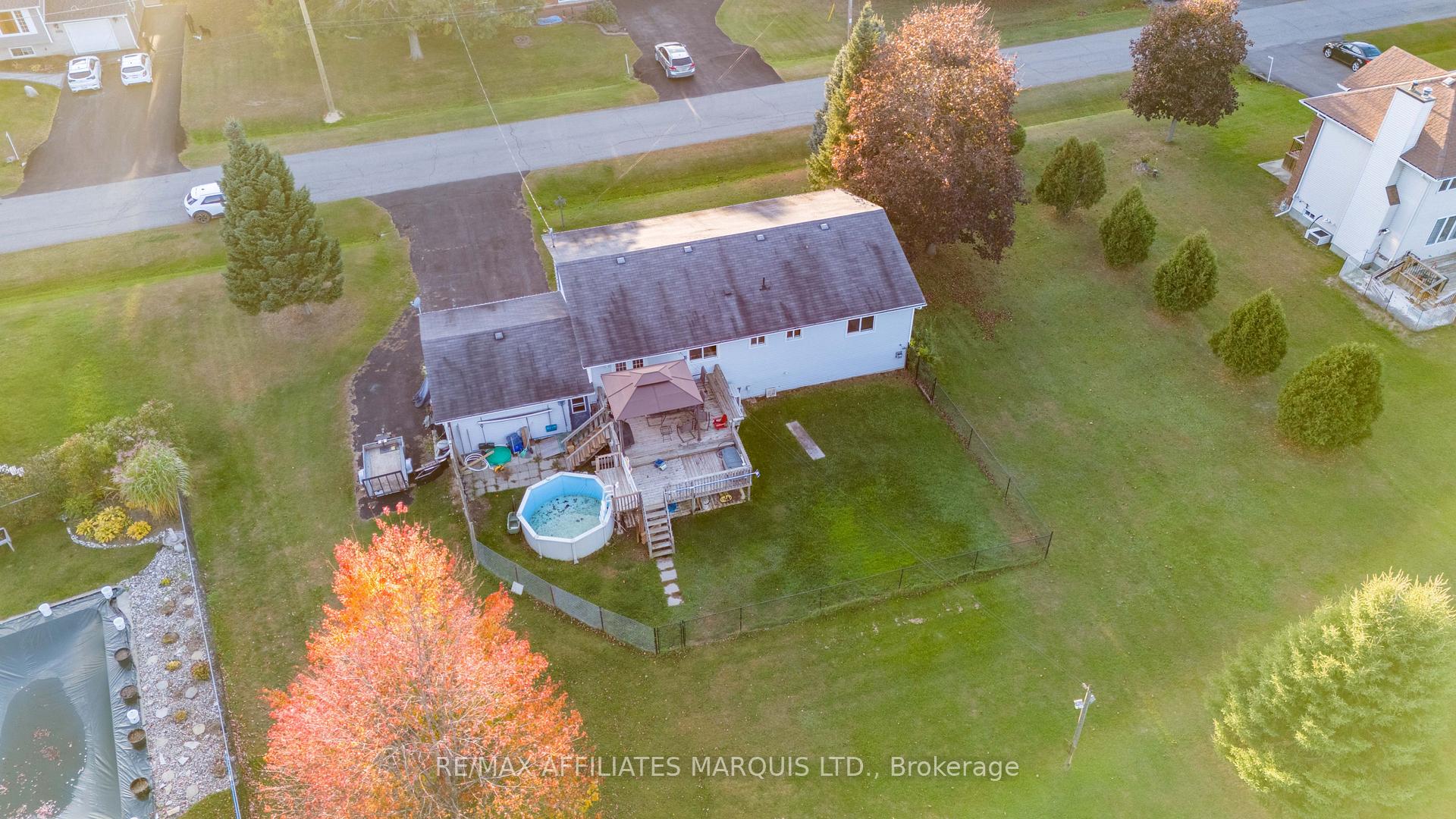 Photo 6 of 3307 Pearl Street, Ottawa, Osgoode — HOMEH