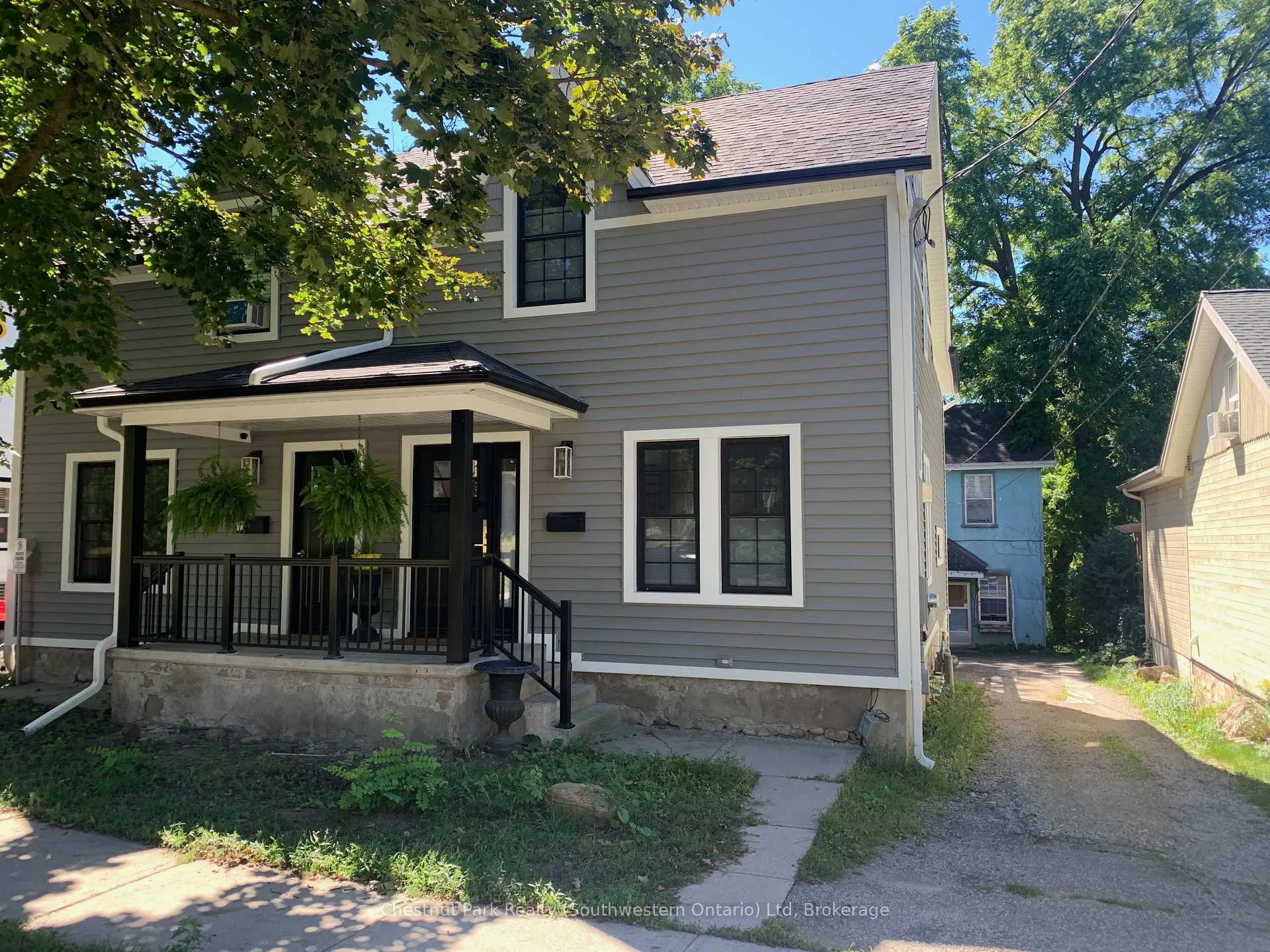 Front of 114-116 Arthur Street