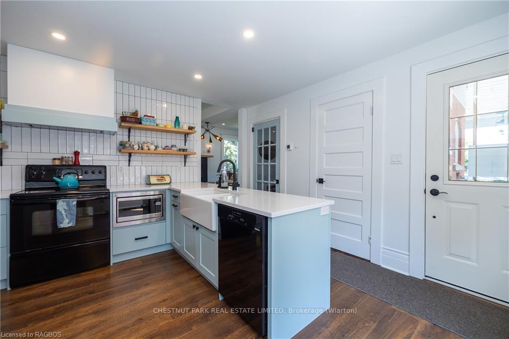 Photo 12 of 86 Toronto Street N, Grey Highlands — HOMEH