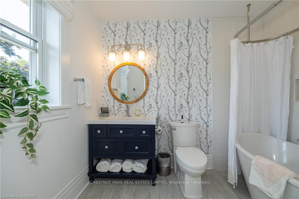Photo 19 of 86 Toronto Street N, Grey Highlands — HOMEH