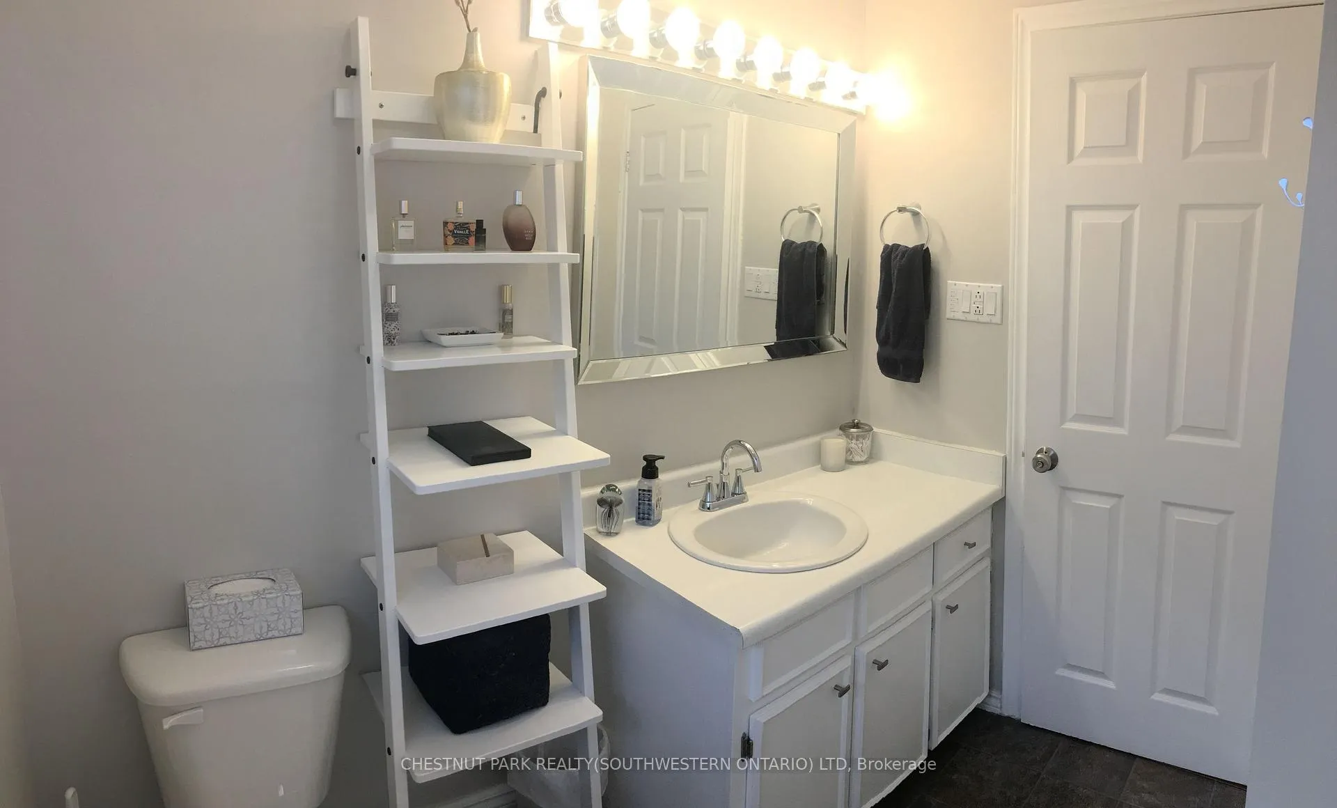 Photo 7 of 148 Green Valley Drive, Kitchener — HOMEH