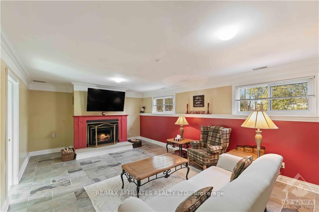 Photo 14 of 5668 Eloise Crescent, Ottawa, Osgoode — HOMEH