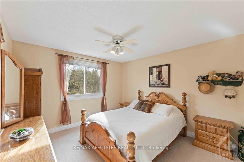 Photo 20 of 5668 Eloise Crescent, Ottawa, Osgoode — HOMEH