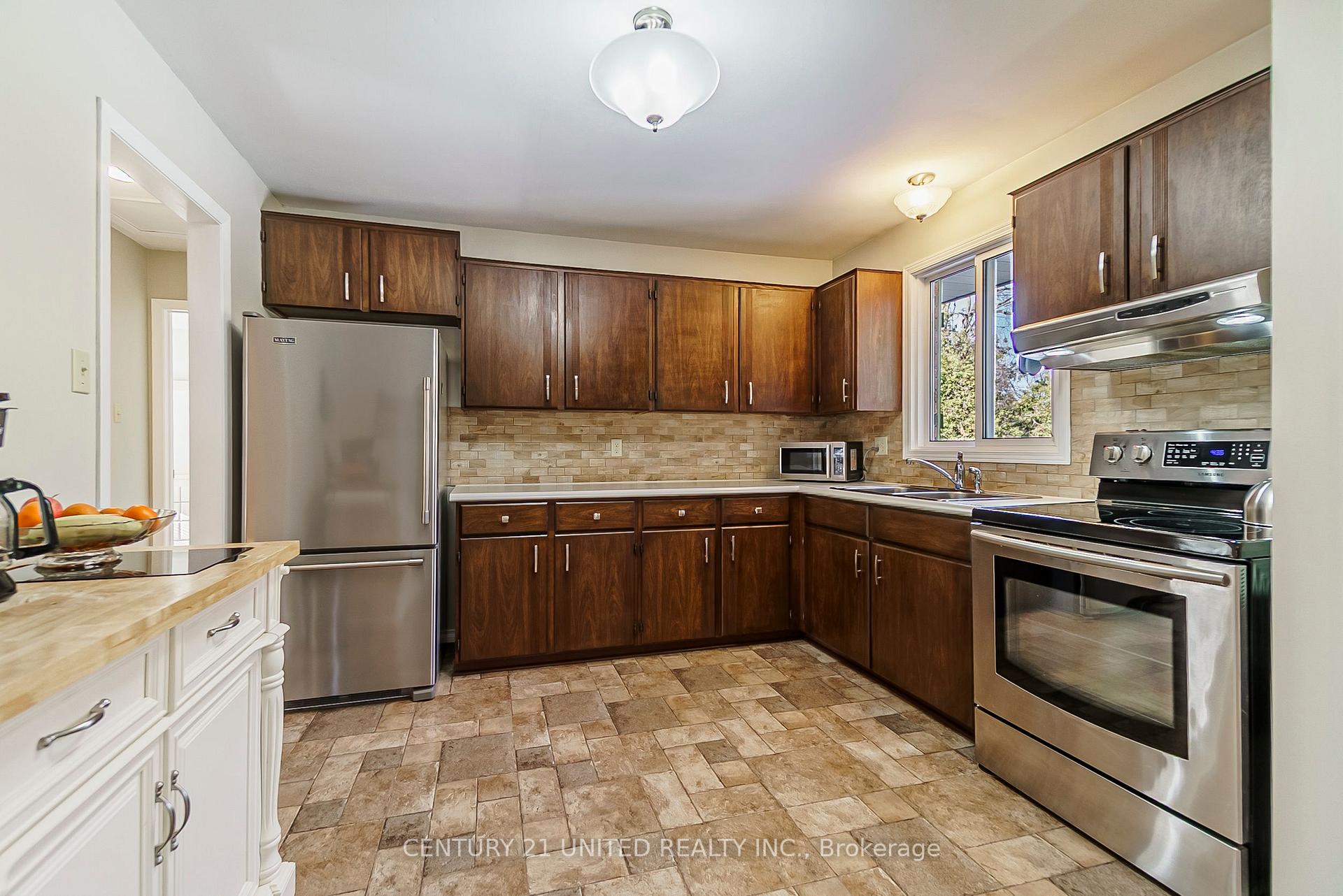 Photo 10 of 2062 Springwood Road, Peterborough, Monaghan Ward 2 — HOMEH