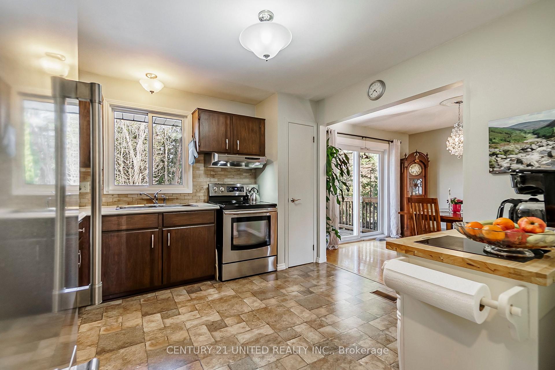 Photo 11 of 2062 Springwood Road, Peterborough, Monaghan Ward 2 — HOMEH