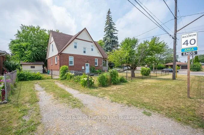 Photo 4 of 264 Grays Road, Hamilton, Stoney Creek — HOMEH