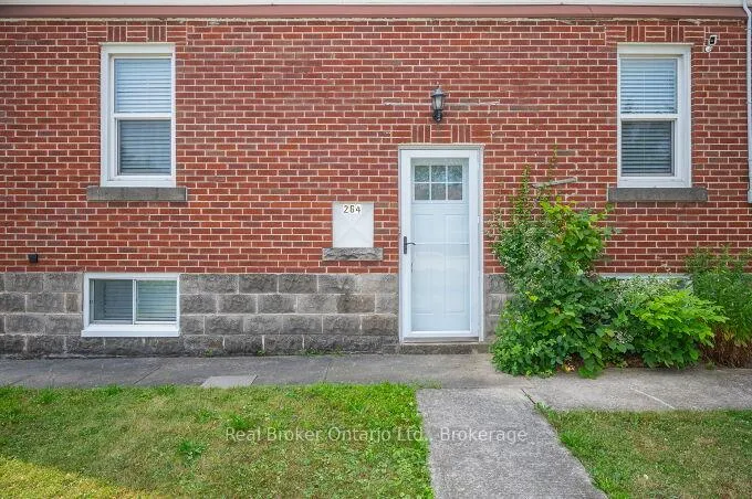 Photo 6 of 264 Grays Road, Hamilton, Stoney Creek — HOMEH