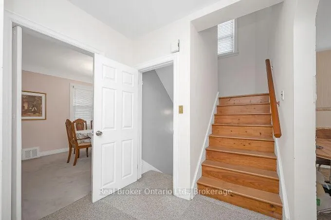 Photo 17 of 264 Grays Road, Hamilton, Stoney Creek — HOMEH