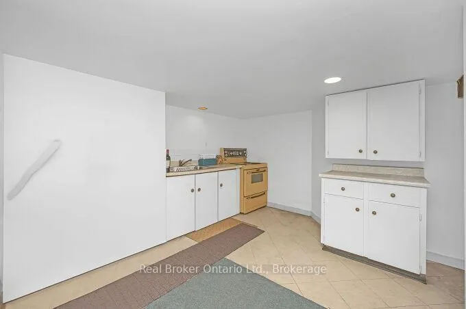 Photo 29 of 264 Grays Road, Hamilton, Stoney Creek — HOMEH