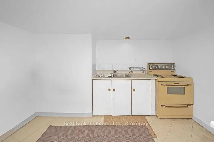 Photo 30 of 264 Grays Road, Hamilton, Stoney Creek — HOMEH