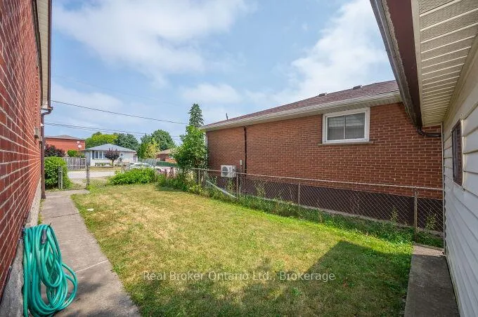Photo 33 of 264 Grays Road, Hamilton, Stoney Creek — HOMEH