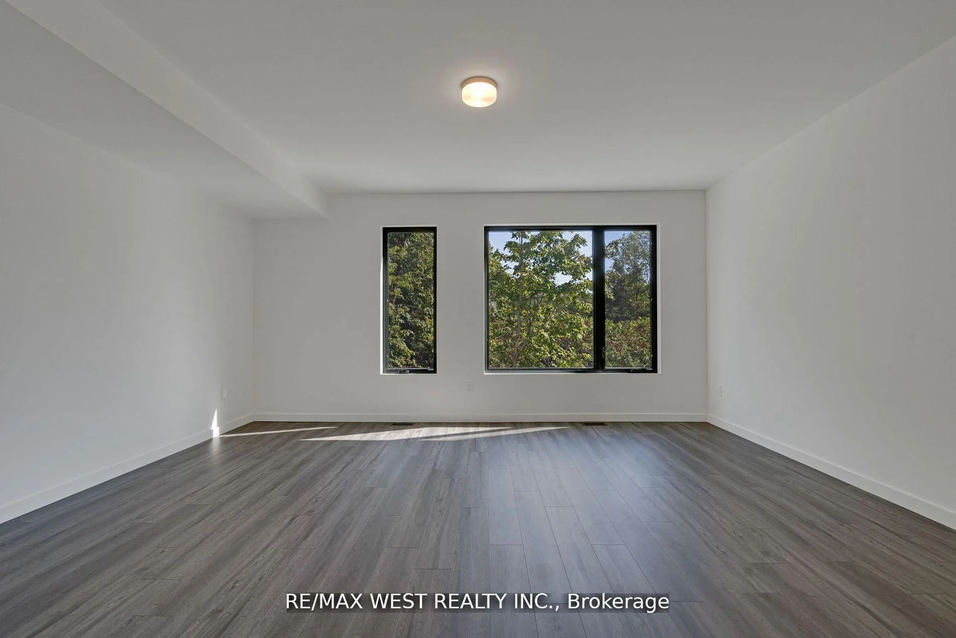 Photo 10 of 10 Rainwater Lane, Barrie, Holly — HOMEH