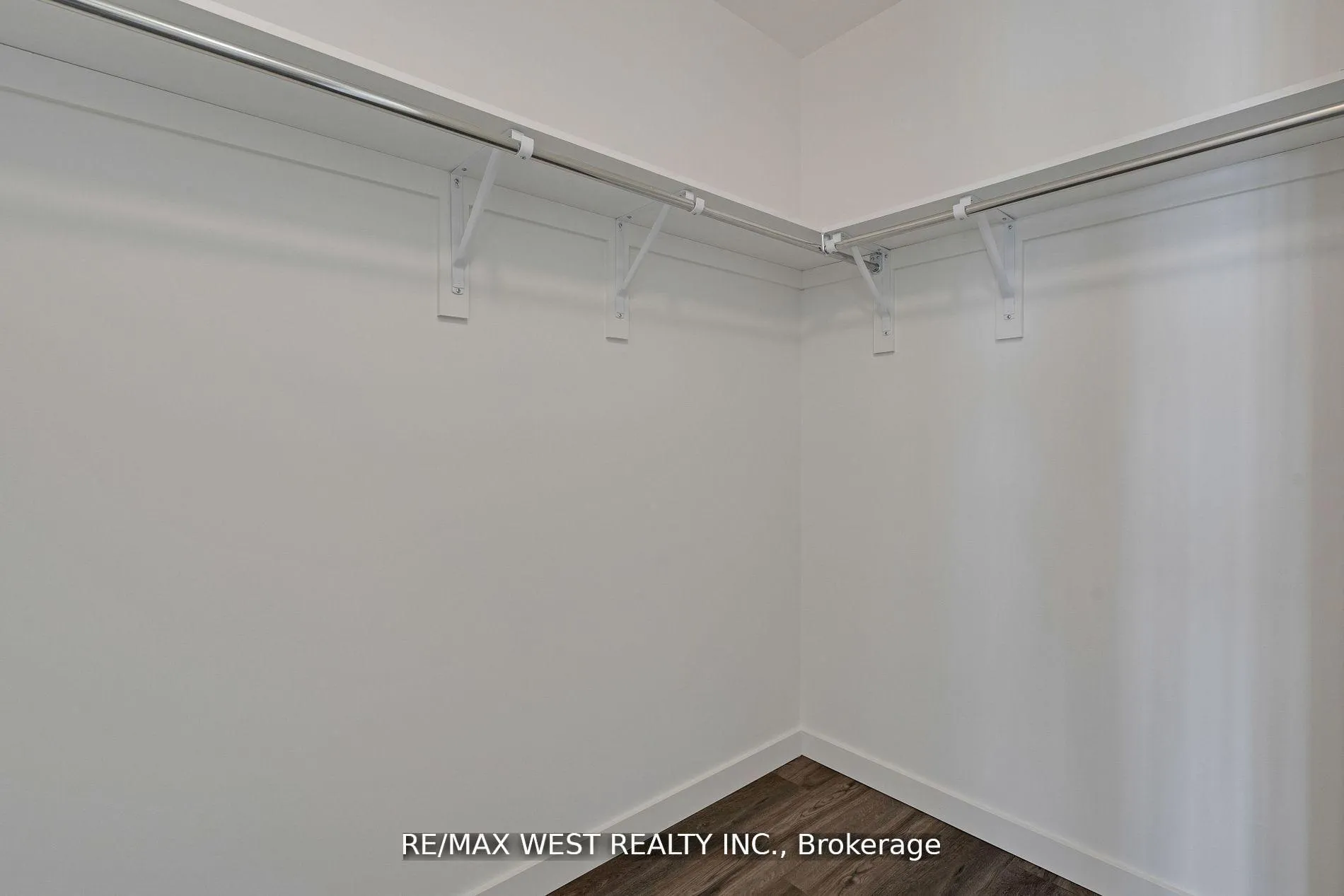 Photo 24 of 10 Rainwater Lane, Barrie, Holly — HOMEH