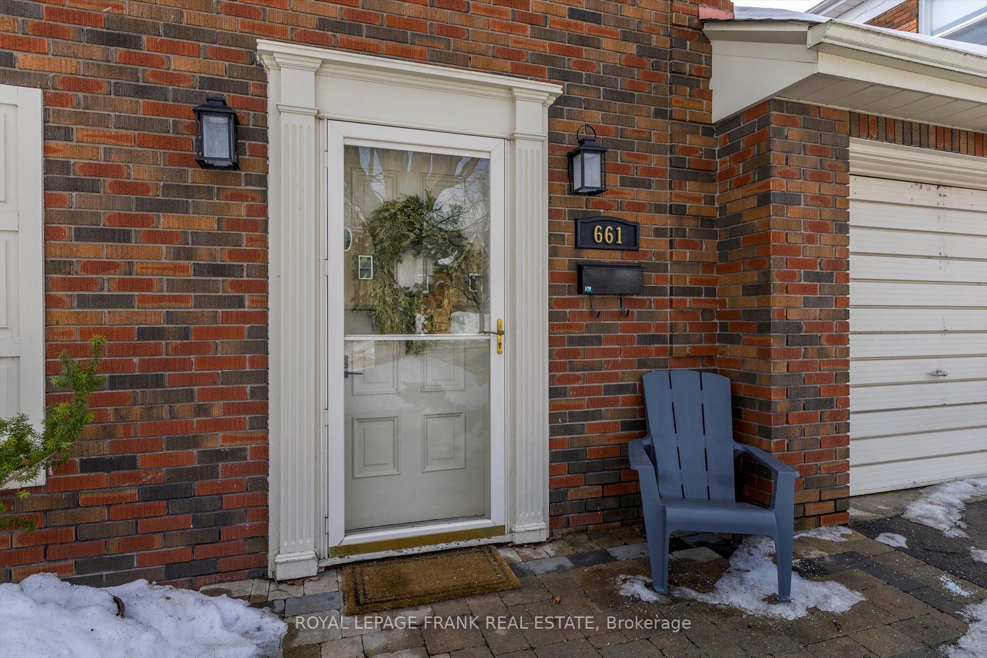 Photo 2 of 661 Walkerfield Avenue, Peterborough, Town Ward 3 — HOMEH