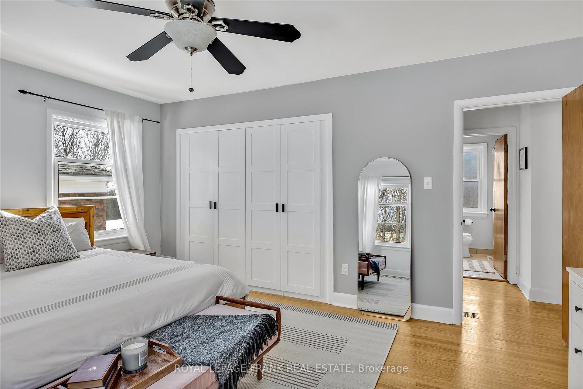 Photo 15 of 661 Walkerfield Avenue, Peterborough, Town Ward 3 — HOMEH
