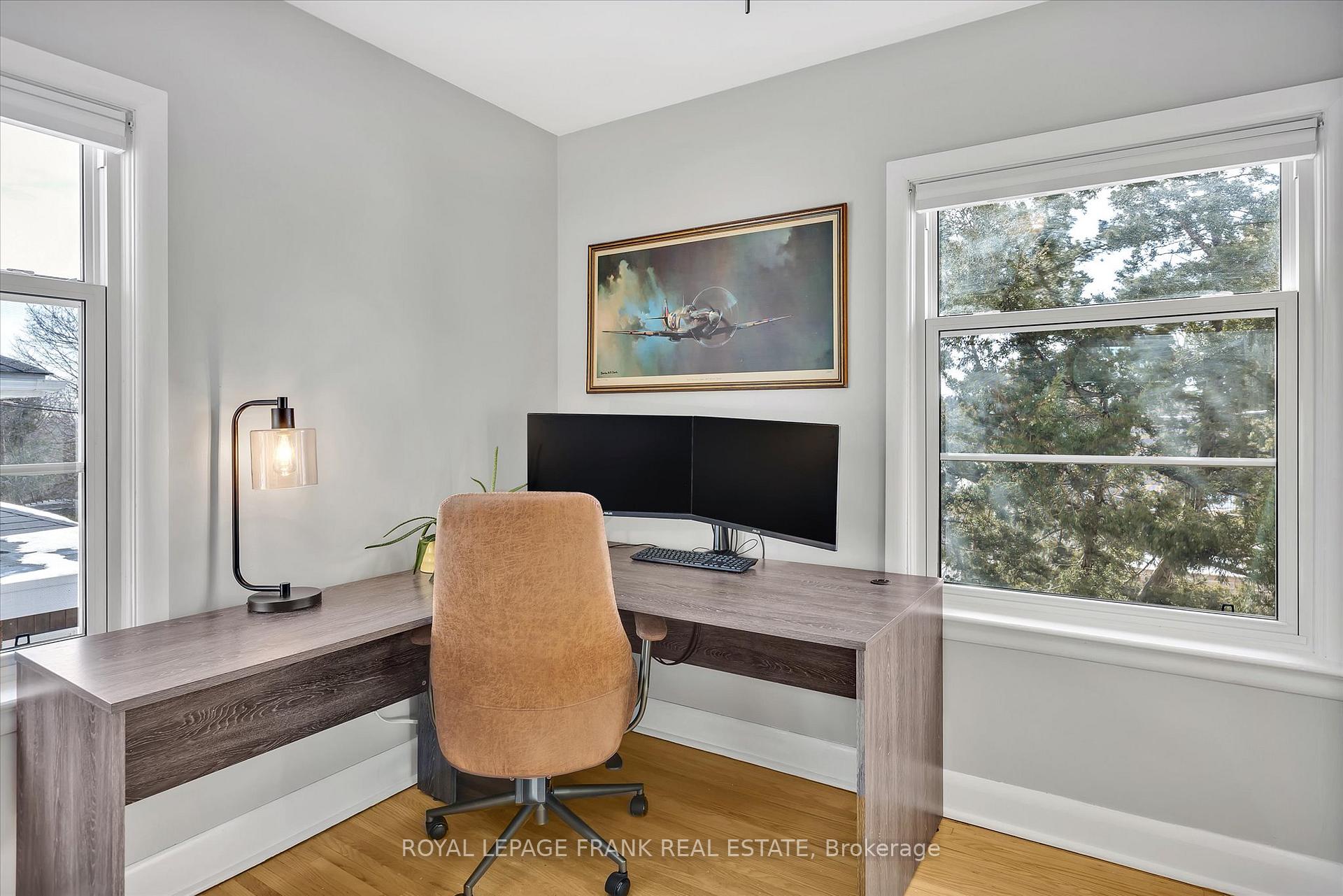 Photo 21 of 661 Walkerfield Avenue, Peterborough, Town Ward 3 — HOMEH