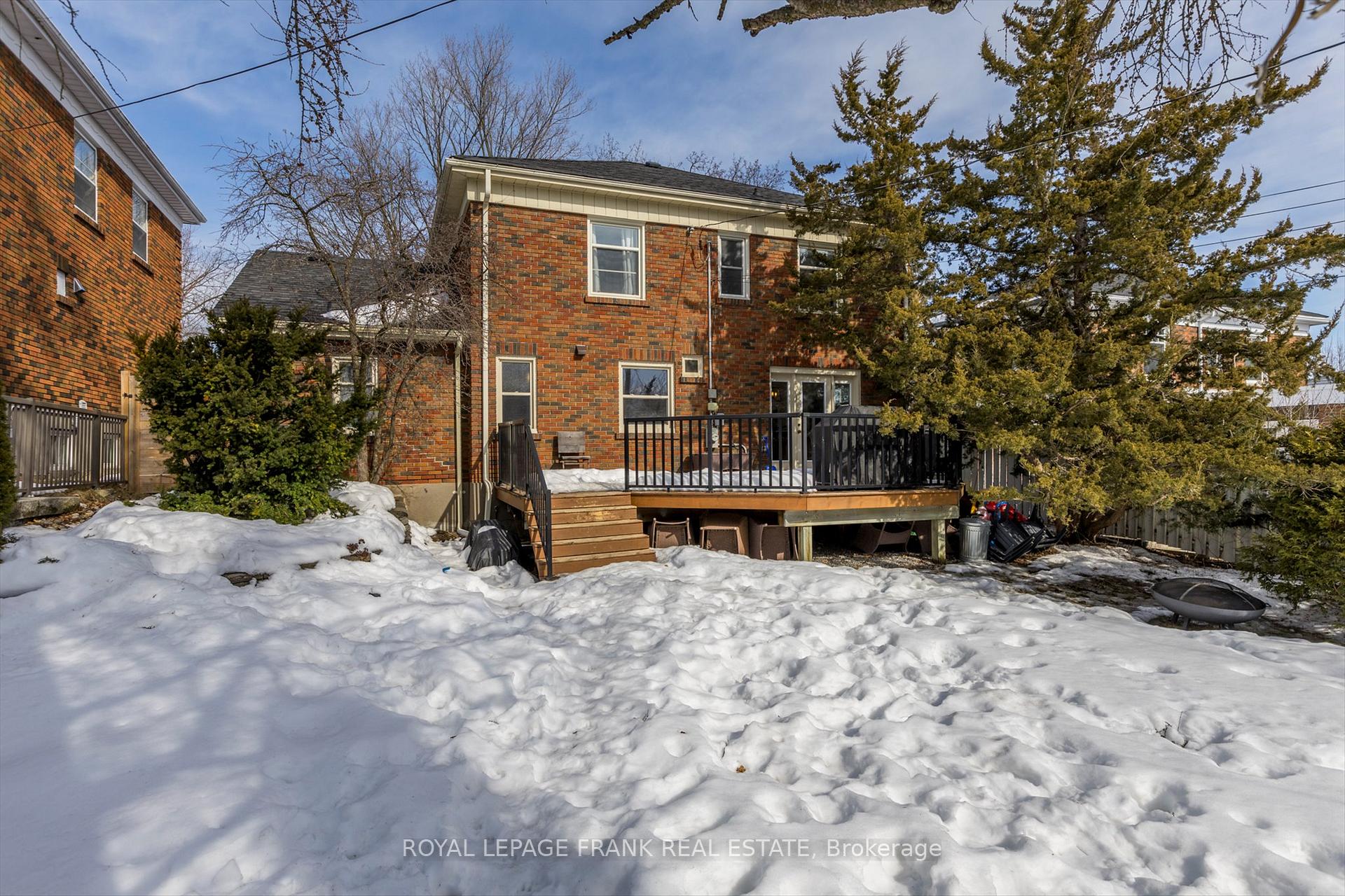 Photo 30 of 661 Walkerfield Avenue, Peterborough, Town Ward 3 — HOMEH