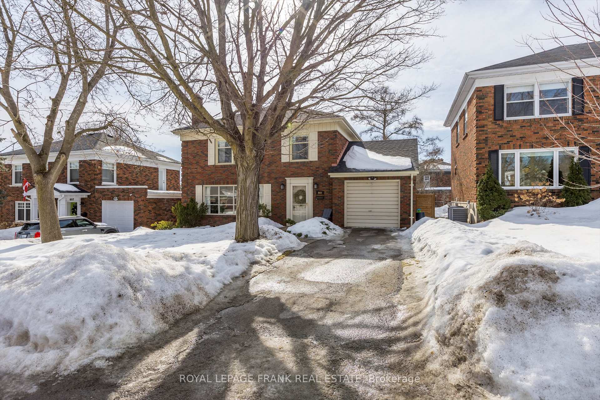 Photo 40 of 661 Walkerfield Avenue, Peterborough, Town Ward 3 — HOMEH