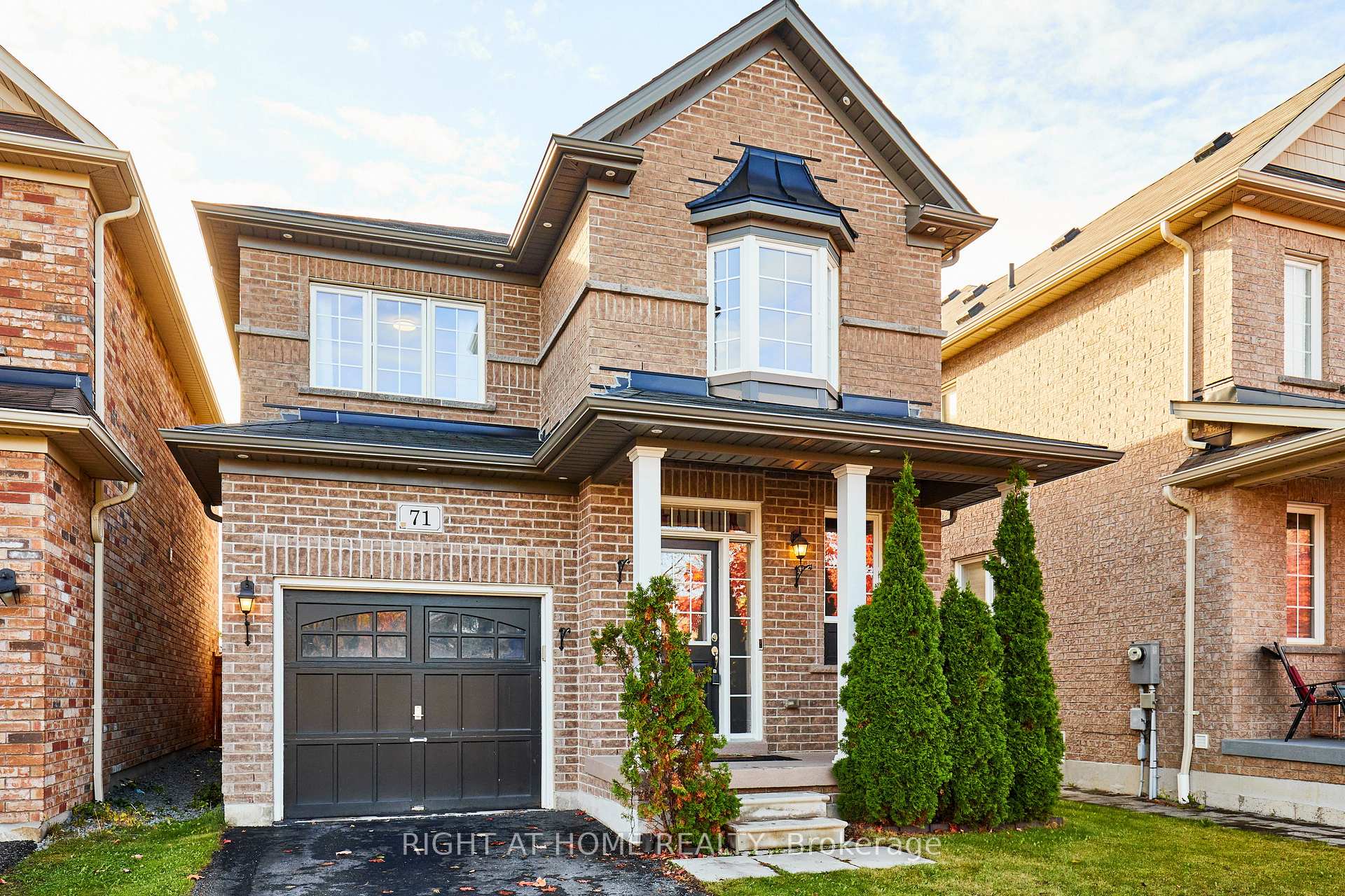 Photo 2 of 71 Keith-Wright Crescent, Ajax, Northeast Ajax — HOMEH