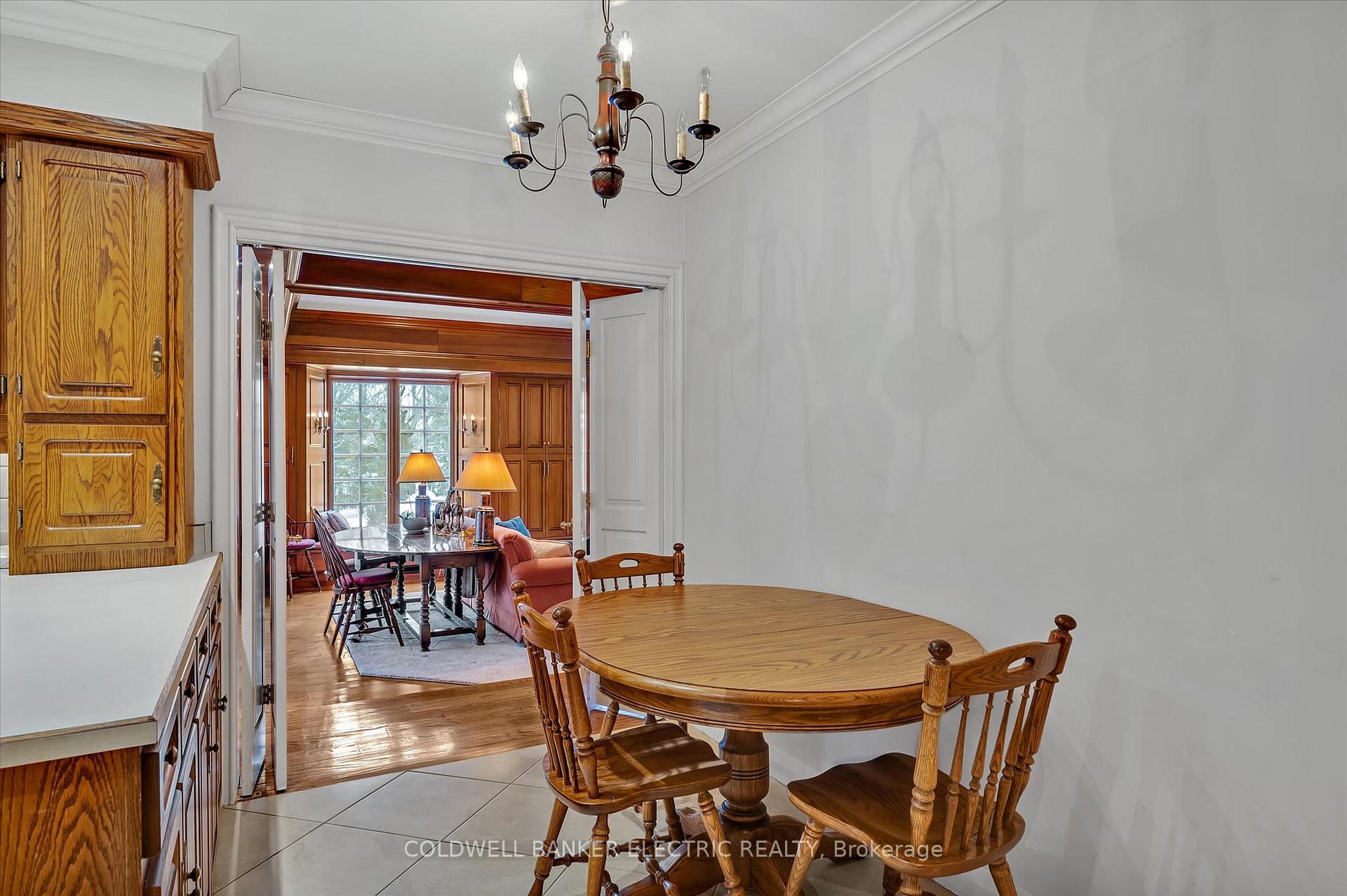 Photo 18 of 581 Weller Street, Peterborough, Town Ward 3 — HOMEH