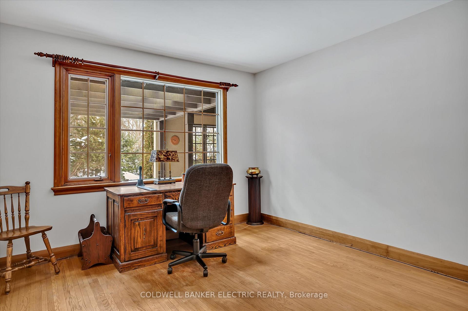 Photo 20 of 581 Weller Street, Peterborough, Town Ward 3 — HOMEH