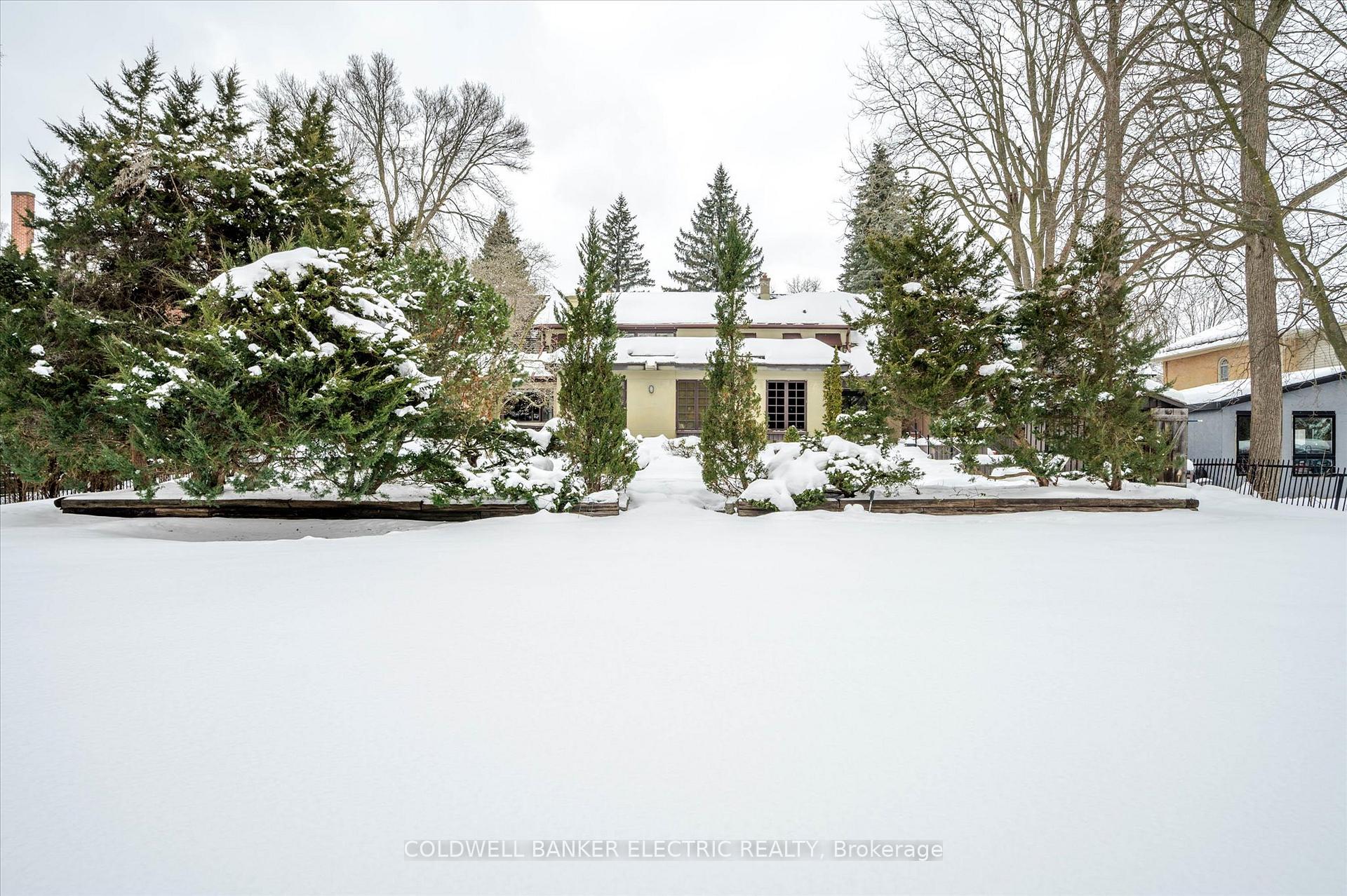 Photo 46 of 581 Weller Street, Peterborough, Town Ward 3 — HOMEH