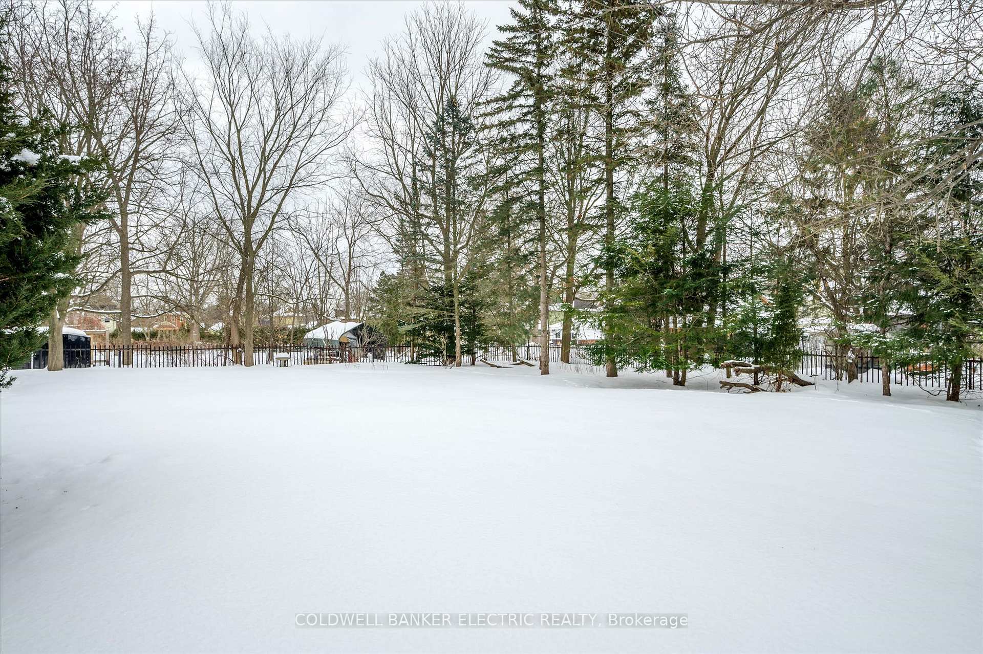 Photo 47 of 581 Weller Street, Peterborough, Town Ward 3 — HOMEH