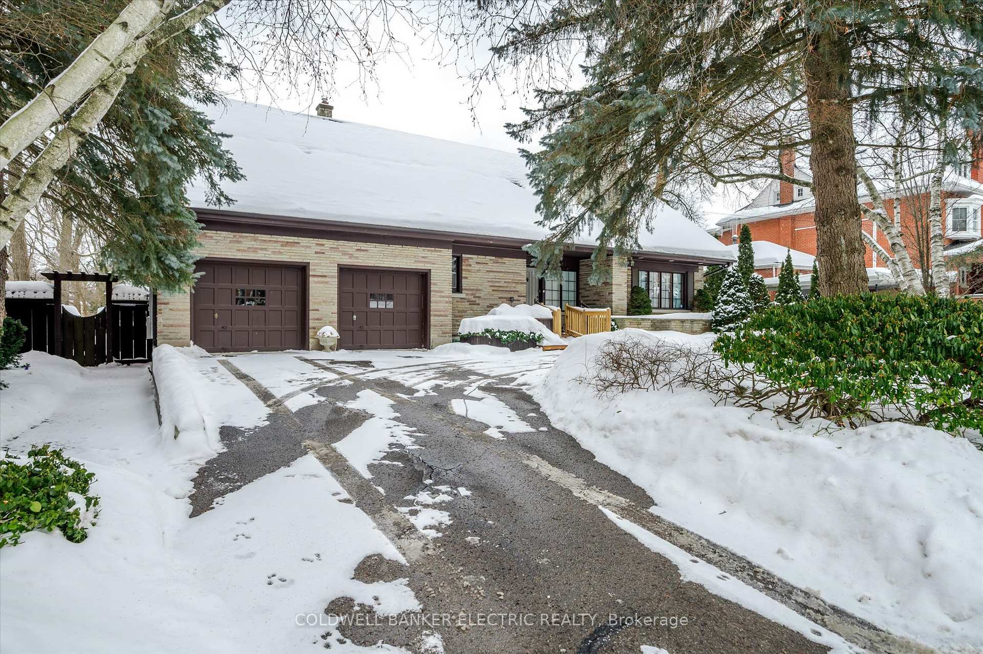 Photo 48 of 581 Weller Street, Peterborough, Town Ward 3 — HOMEH