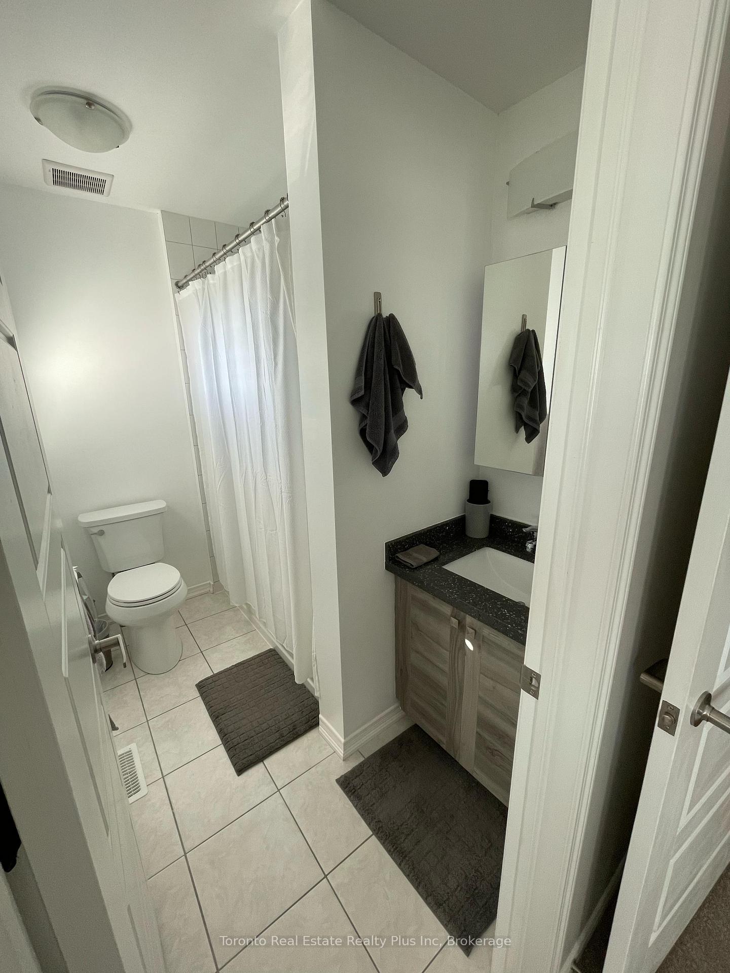 Photo 6 of 48 Witteveen Drive, Brant, Brantford Twp — HOMEH