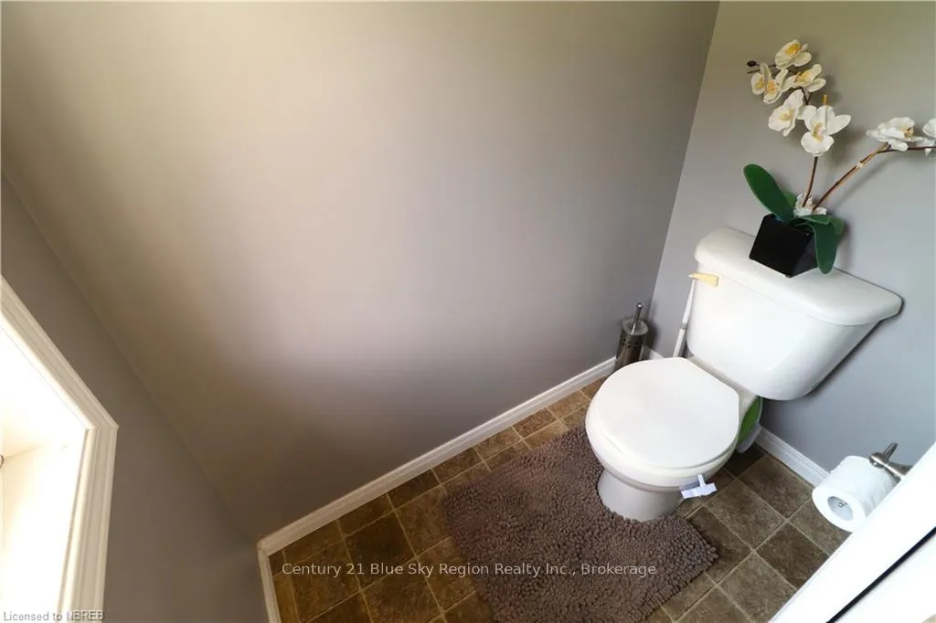 Photo 22 of 9242 Highway 17 E, Calvin — HOMEH