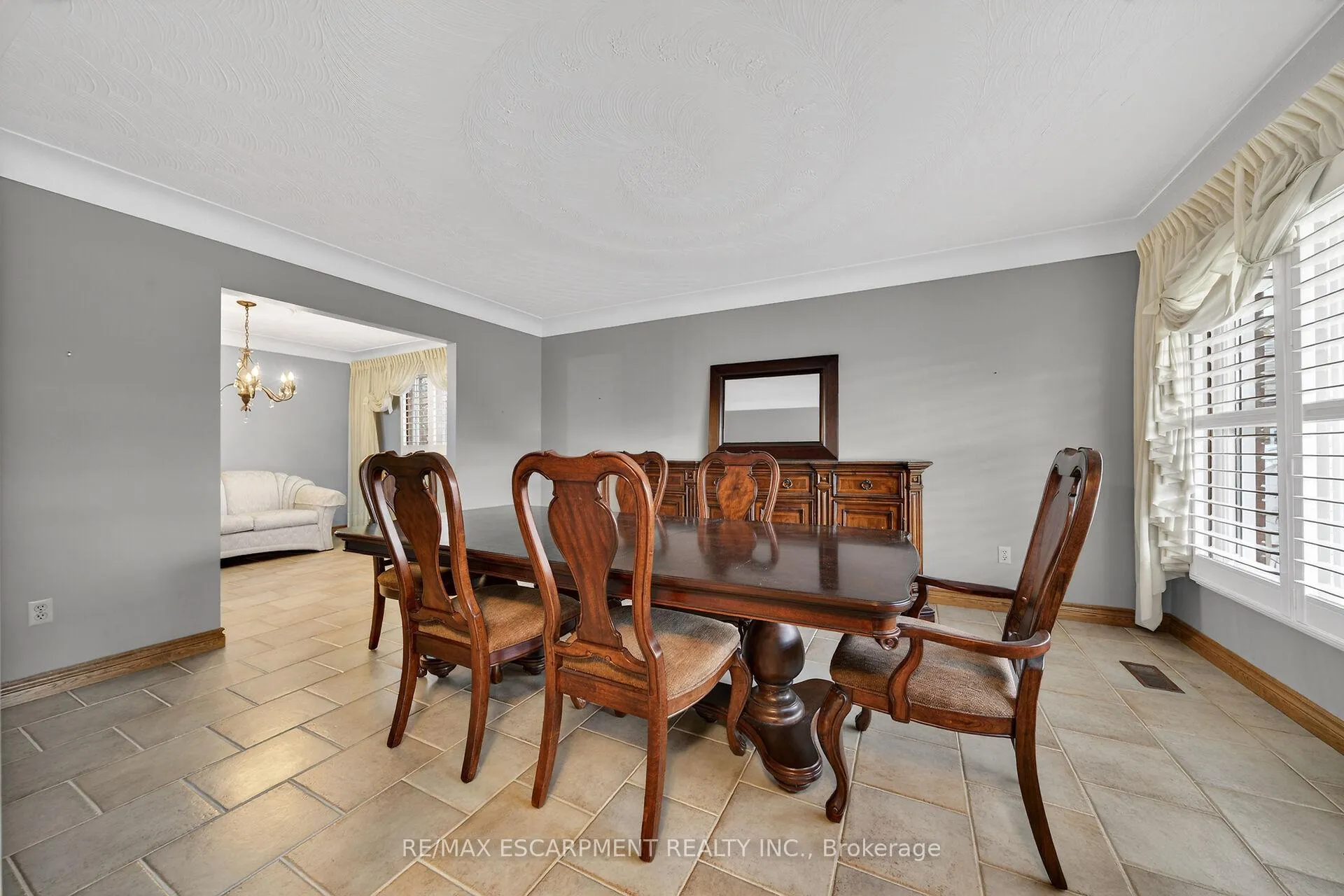 Photo 7 of 369 Federal Street, Hamilton, Stoney Creek — HOMEH