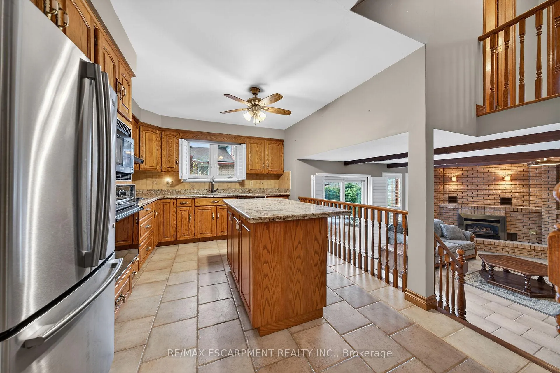 Photo 11 of 369 Federal Street, Hamilton, Stoney Creek — HOMEH