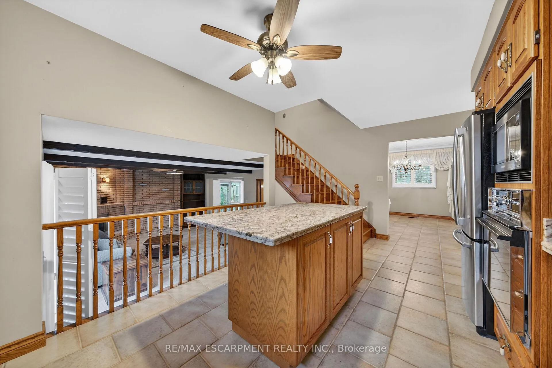 Photo 15 of 369 Federal Street, Hamilton, Stoney Creek — HOMEH