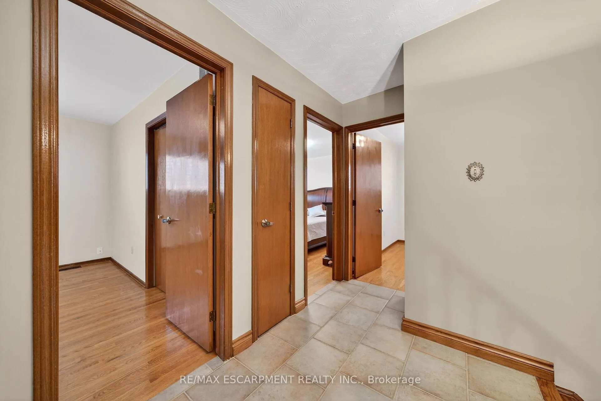 Photo 23 of 369 Federal Street, Hamilton, Stoney Creek — HOMEH