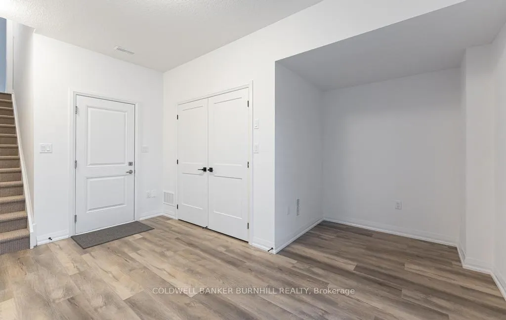 Photo 16 of Unit 19, 120 Court Drive, Brant, Paris — HOMEH