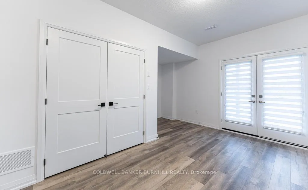 Photo 17 of Unit 19, 120 Court Drive, Brant, Paris — HOMEH