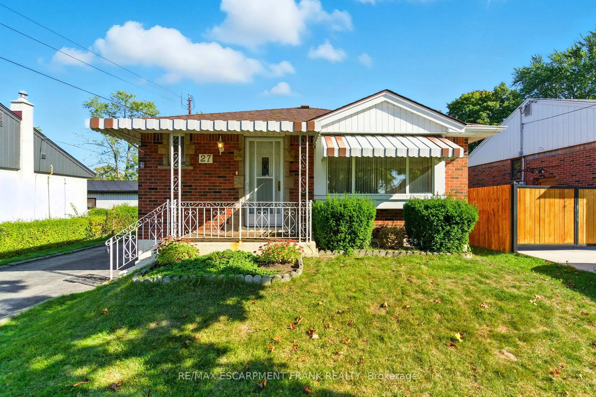 Photo 1 of 27 Warren Avenue, Hamilton, Balfour — HOMEH