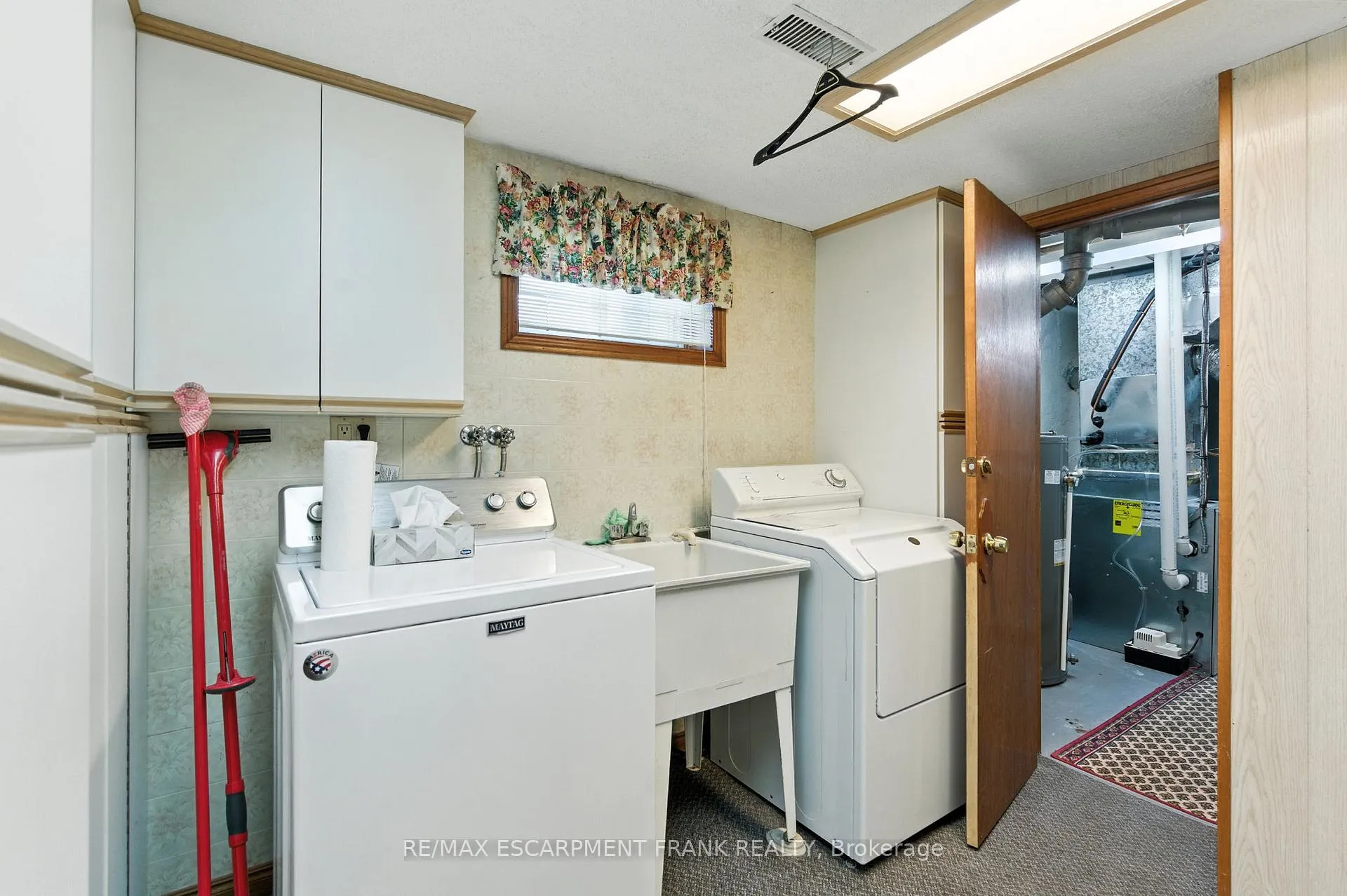 Photo 35 of 27 Warren Avenue, Hamilton, Balfour — HOMEH