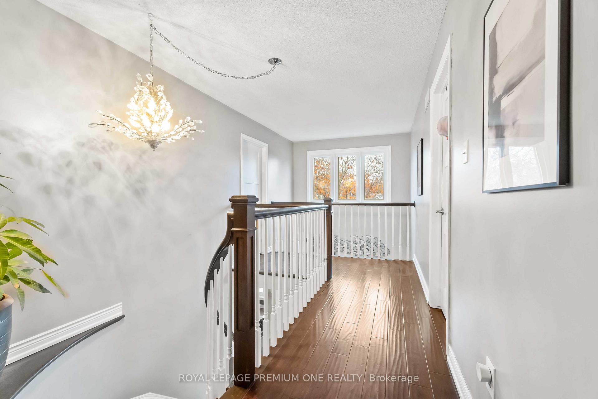 Photo 17 of 27 Sumner Crescent N, Grimsby, Grimsby Beach — HOMEH