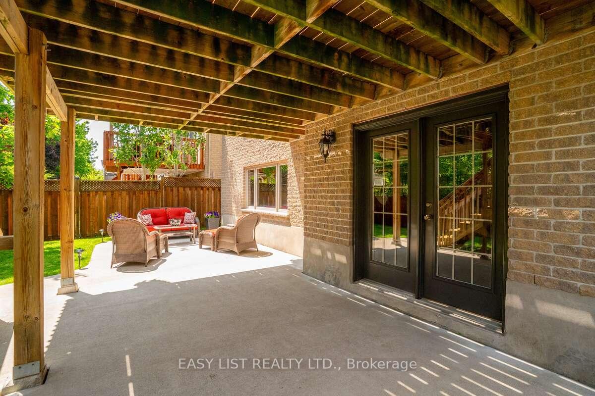 Photo 34 of 53 Grey Oak Drive, Guelph, Pineridge/Westminster Woods — HOMEH
