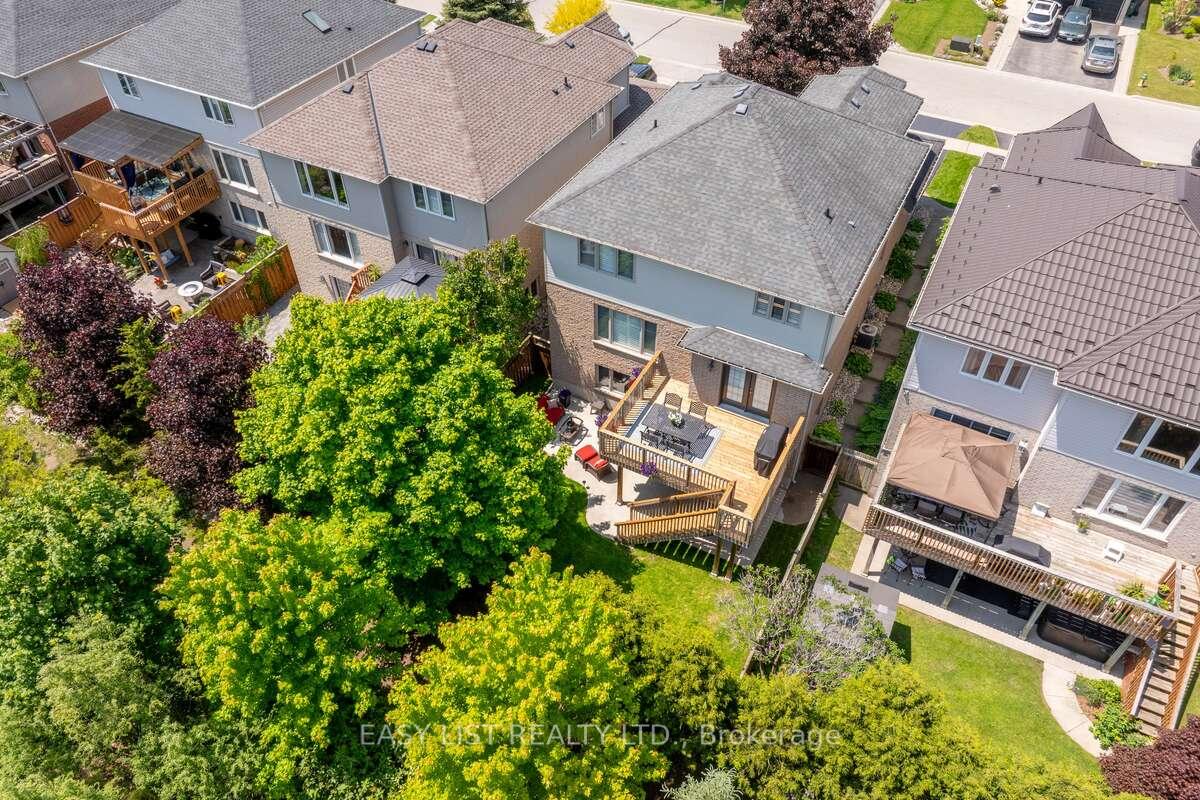 Photo 44 of 53 Grey Oak Drive, Guelph, Pineridge/Westminster Woods — HOMEH