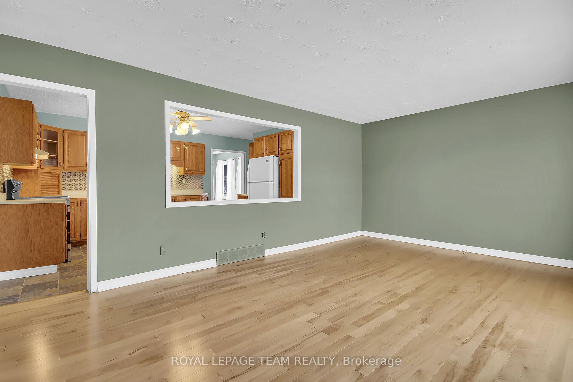 Photo 6 of 1798 Manotick Station Road, Ottawa, Greely — HOMEH