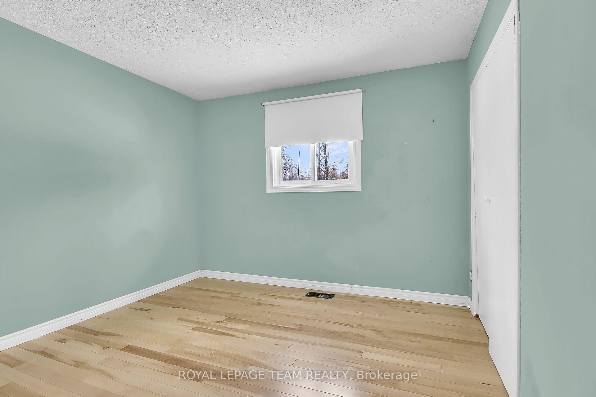 Photo 21 of 1798 Manotick Station Road, Ottawa, Greely — HOMEH
