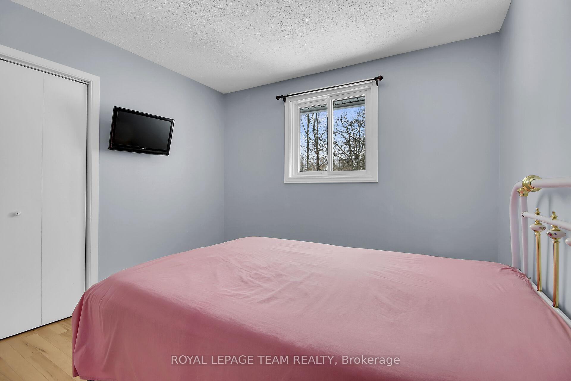 Photo 24 of 1798 Manotick Station Road, Ottawa, Greely — HOMEH
