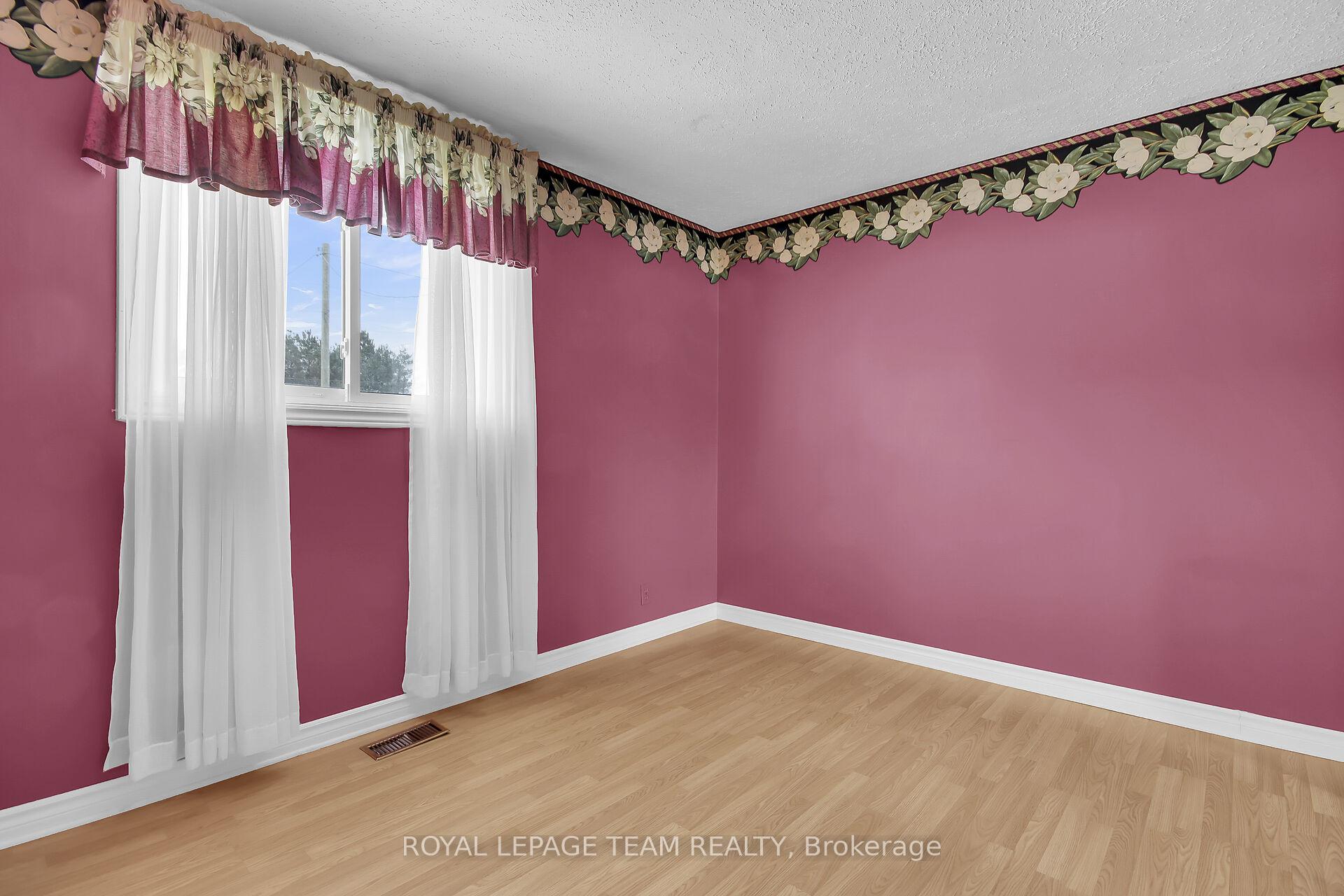 Photo 28 of 1798 Manotick Station Road, Ottawa, Greely — HOMEH